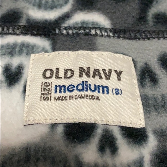 Old navy Skull 1/4 zip pullover - Picture 4 of 4